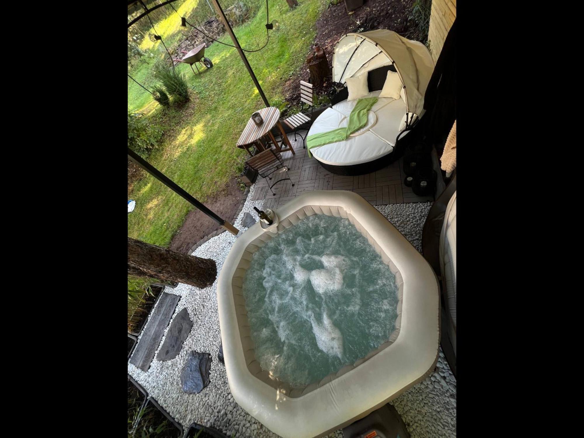 Gemuetliche Rustikale Wohnung Mit Kamin Und Optionalem Whirlpool 바트소베른하임 외부 사진